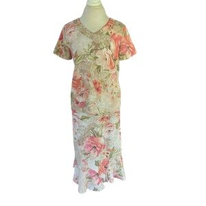 Feminine Soft Floral Women’s Sz 8 Midi Skirt and Top Set - Pink and Green EUC